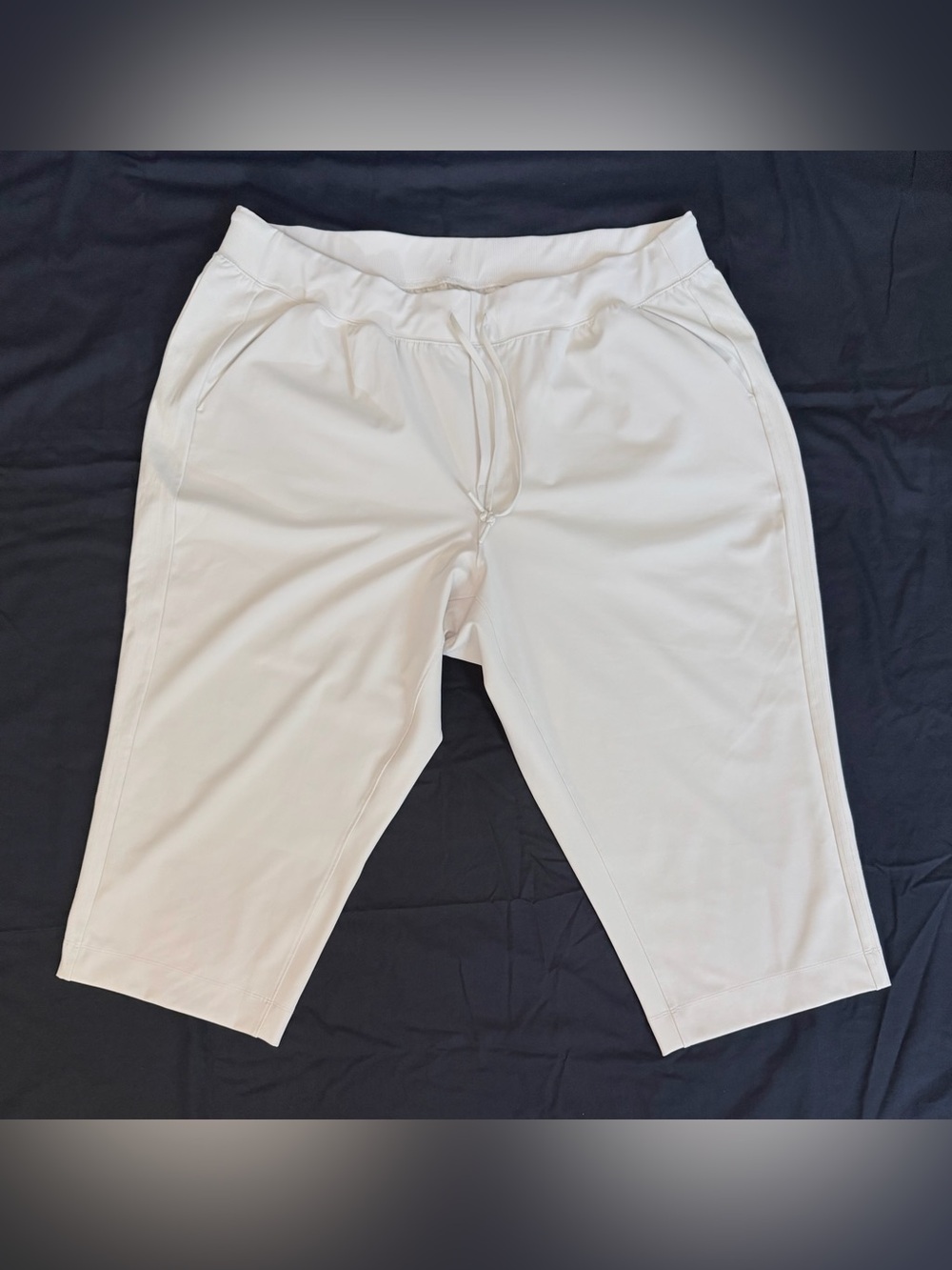 Livi Active Cream Cropped Drawstring Pants